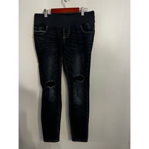 Old Navy rockstar super skinny maternity‎ jeans